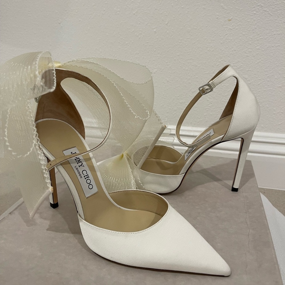 Jimmy Choo Averly Shoe